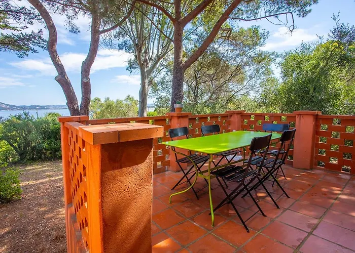 بيت للعطل Les Grillons *